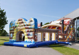 Inflatable Piraten world slide XL met 3D-obstakels voor kinderen bestellen. Koop opblaasbare glijbanen nu online bij JB Inflatables Nederland 