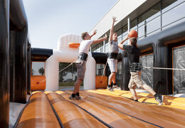 Bestel multifunctionele sportarena voor verschillende soorten sportactiviteiten voor zowel jong als oud. Koop opblaasbare sportarena nu online bij JB Inflatables Nederland