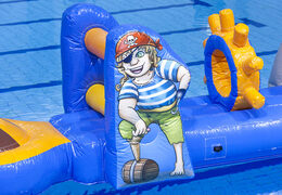 Koop een mega run zwembad in thema haai voor zowel jong als oud. Bestel opblaasbare waterattracties nu online bij JB Inflatables Nederland 