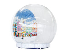 Koop een opblaasbare 4 meter snowglobe voor zowel jong als oud. Bestel opblaasbare winterattracties nu online bij JB Inflatables Nederland 