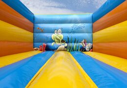 Klein open springkasteel te koop in seaworld thema voor kinderen. Koop springkastelen online bij JB Inflatables Nederland
