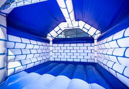 Koop standaard blauw kasteel springkussen met een ridder thema voor kinderen. Koop springkussens online bij JB Inflatables Nederland