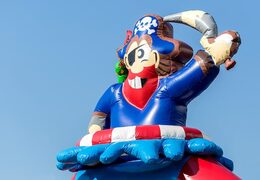 Groot luchtkussen overdekt kopen in piraat thema voor kinderen. Koop luchtkussens online bij JB Inflatables Nederland 