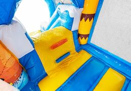 Mini opblaasbare multiplay springkasteel in piraat thema te bestellen voor kinderen. Bestel opblaasbare springkastelen online at JB Inflatables Nederland