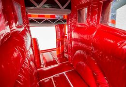 Klein overdekt opblaasbaar multiplay springkasteel met glijbaan bestellen in brandweer thema voor kinderen. Koop opblaasbare springkastelen online bij JB Inflatables Nederland