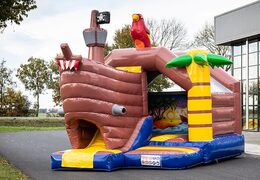 Bestel opblaasbare slide combo springkussen in thema piraat voor kinderen. Opblaasbare springkussens met glijbaan te koop bij JB Inflatables Nederland