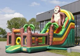 Multifunctionele opblaasbare glijbaan in gorilla thema met een plonsbad, indrukwekkend 3D object, frisse kleuren en de 3D obstakels voor kinderen bestellen. Koop opblaasbare glijbanen nu online bij JB Inflatables Nederland