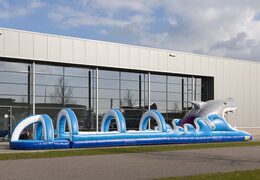 Spectaculaire opblaasbare haai buikschuifbaan 18meter lang met een extra brede baan bestellen voor kinderen. Koop opblaasbare buikschuifbanen nu online bij JB Inflatables Nederland