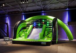 Opblaasbare springkussen stormbaan met interactieve sport om een wedstrijdje te doen voor kinderen kopen