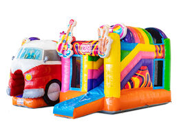 Opblaasbaar luchtkussen met glijbaan in Hippy thema met volkswagen busje te koop voor kinderen