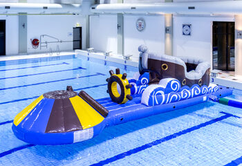 Unieke luchtdichte opblaasbare glijbaan in thema piraten bestellen voor zowel jong als oud. Koop opblaasbare zwembadspelen nu online bij JB Inflatables Nederland 