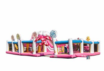 Groot opblaasbaar springkussen in candy thema kopen voor kinderen. Bestel springkussens online bij JB Inflatables Nederland 