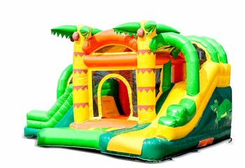 Klein overdekt opblaasbaar multiplay springkussen met glijbaan kopen in thema jungle voor kinderen. Bestel opblaasbare springkastelen online bij JB Inflatables Nederland