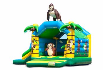 Opblaasbaar overdekt multifun springkussen met glijbaan kopen in thema jungle met gorilla voor kinderen. Bestel springkussens online bij JB Inflatables Nederland