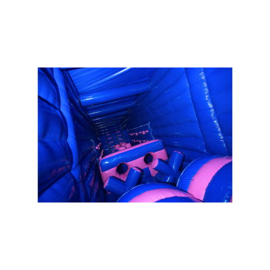 Foto van binnenkant opblaasbaar vrachtwagen IR Lewton