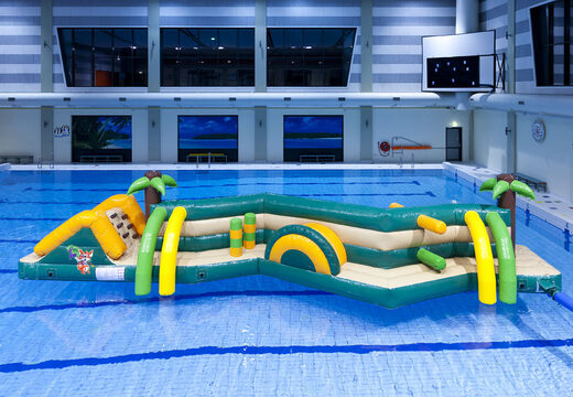 Unieke dubbele Zig Zag opblaasbare stormbaan in jungle thema kopen voor zowel jong als oud. Bestel opblaasbare zwembadspelen nu online bij JB Inflatables Nederland 