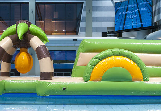 Koop opblaasbare dubbele jungle run stormbaan voor zowel jong als oud. Bestel opblaasbare stormbanen nu online bij JB Inflatables Nederland