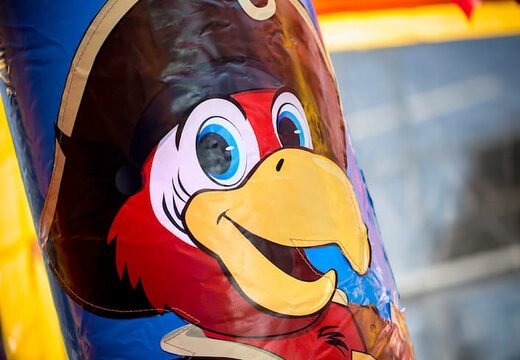 Multiplay indoor piraat springkasteel met een glijbaan kopen voor kinderen. Bestel springkastelen online bij JB Inflatables Nederland