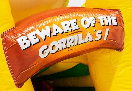 Gorilla kruiptunnel springkasteel met obstakals, een klimhelling en glijhelling voor kids bestellen. Koop springkastelen online bij JB Inflatables Nederland