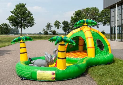 Opblaasbaar halfopen play fun springkussen kopen in thema playzone jungle voor kinderen. Bestel springkussens online bij JB Inflatables Nederland 