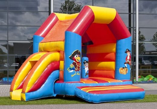 Midi multifun springkasteel met glijbaan kopen in piraat thema voor kinderen. Koop springkastelen online bij JB Inflatables Nederland