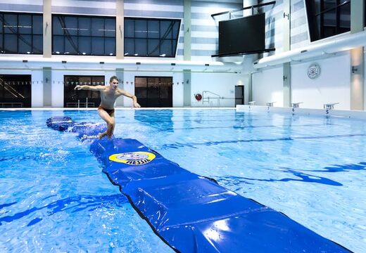 Op maat gemaakte waterloopmat voor in het zwembad kopen voor kinderen