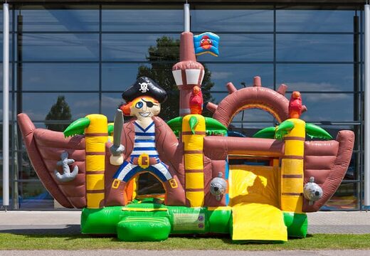Mini opblaasbare multiplay springkasteel in piratenboot thema te bestellen voor kinderen. Bestel opblaasbare springkastelen online at JB Inflatables Nederland