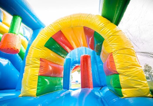 Multiplay zee springkussen met een glijbaan, leuke objecten op het springvlak en opvallende 3D objecten kopen voor kids. Bestel opblaasbare springkussens online bij JB Inflatables Nederland