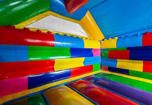 Slide combo opblaasbare springkussen kopen in lego thema voor kinderen. Koop nu opblaasbare springkussens met glijbaan bij JB Inflatables Nederland