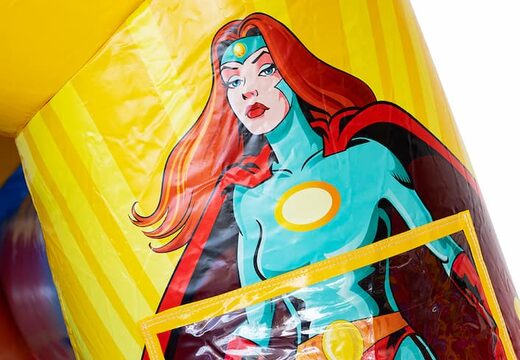 Opblaasbare slide combo springkasteel in thema superhelden te koop voor kinderen. Bestel nu opblaasbare springkastelen met glijbaan bij JB Inflatables Nederland