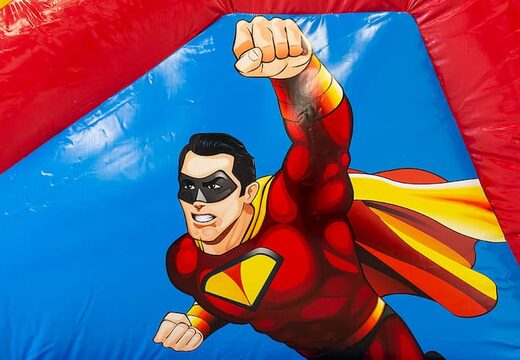 Bestel medium opblaasbare superheld springkasteel met glijbaan voor kinderen. Koop opblaasbare springkastelen online at JB Inflatables Nederland 