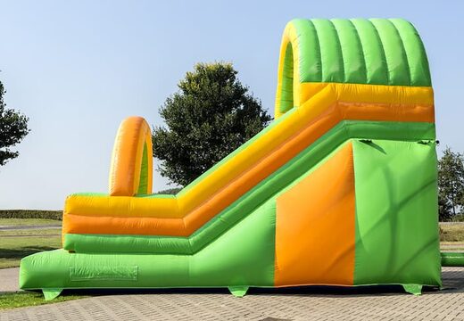 Koop opblaasbare glijbaan in thema jungle voor kinderen. Bestel opblaasbare glijbanen nu online bij JB Inflatables Nederland