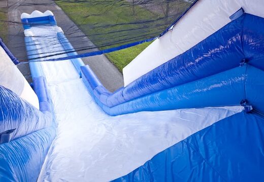 Haal uw opblaasbare monsterslide 8meter hoog en 54 meter lang met een dubbele trap online voor kids. Bestel opblaasbare glijbanen nu bij JB Inflatables Nederland