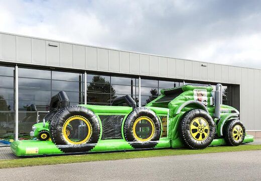 Unieke 17 meter brede stormbaan in traktor thema bestellen voor kinderen. Koop opblaasbare stormbanen nu online bij JB Inflatables Nederland