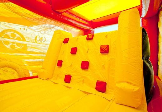 Obstakels op springkussen van JB Inflatables